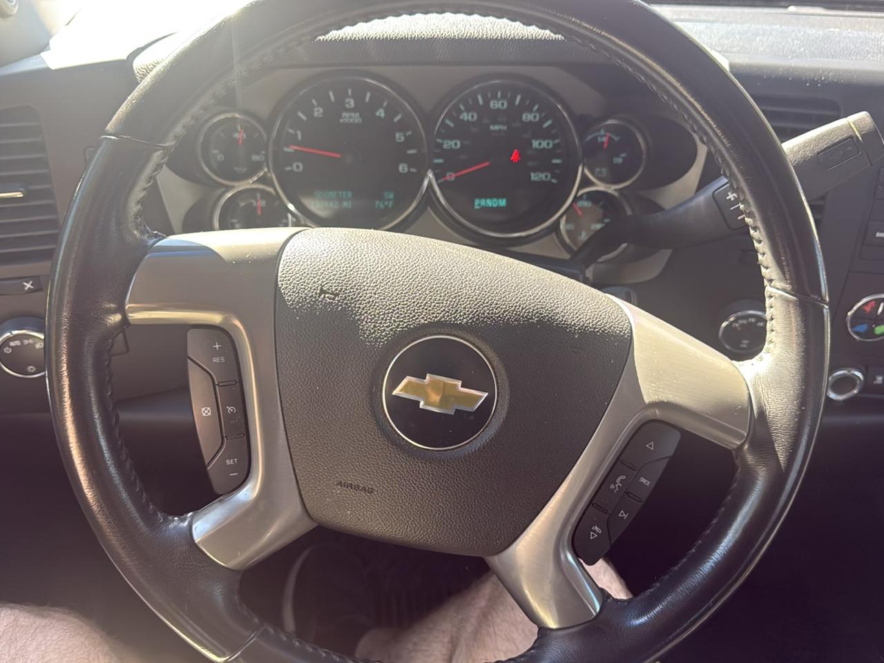 Chevrolet Silverado 1500 4WD Ext Cab 143.5" LT 2011