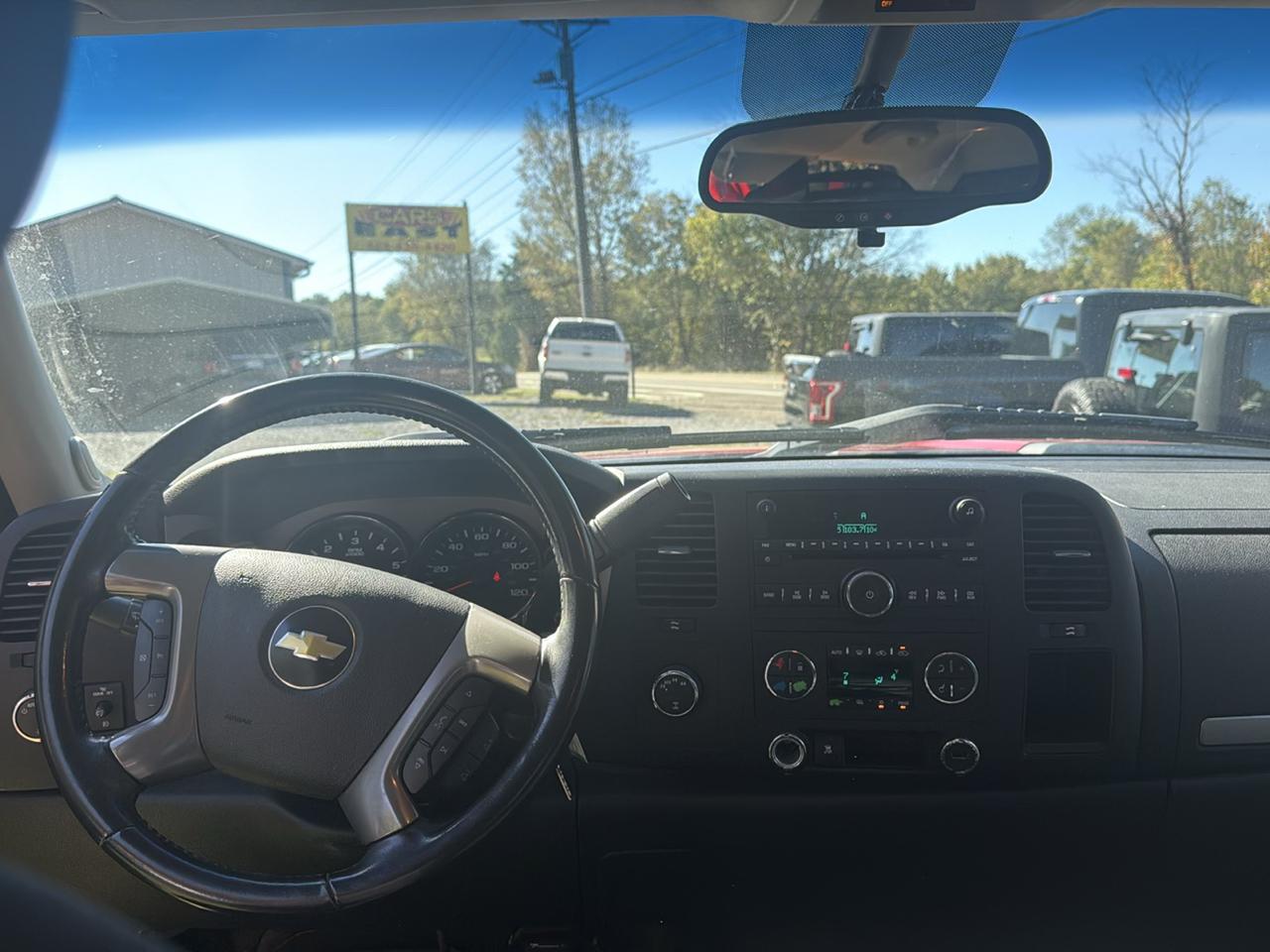 Chevrolet Silverado 1500 4WD Ext Cab 143.5" LT 2011