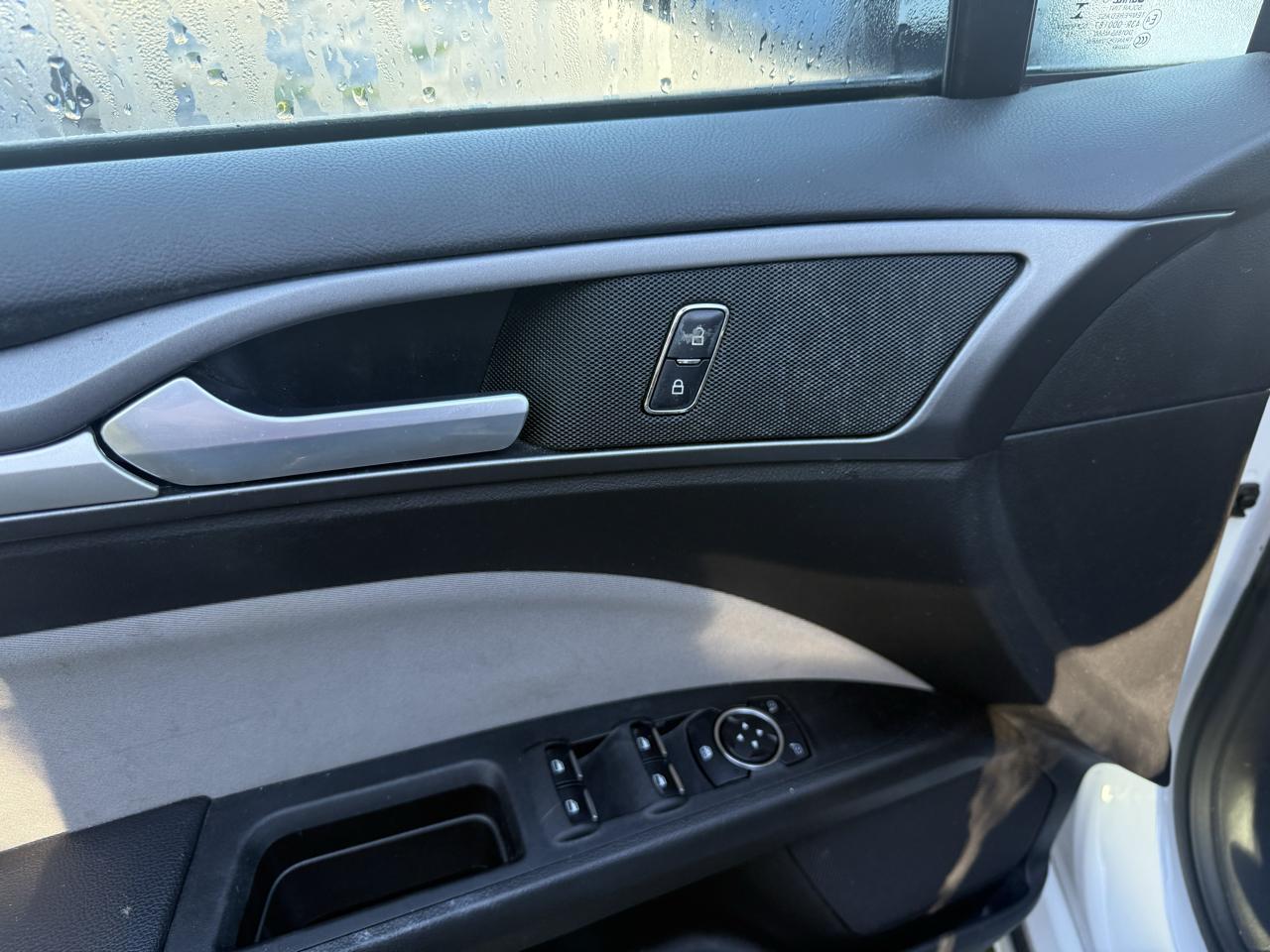 Ford Fusion 4dr Sdn S FWD 2016