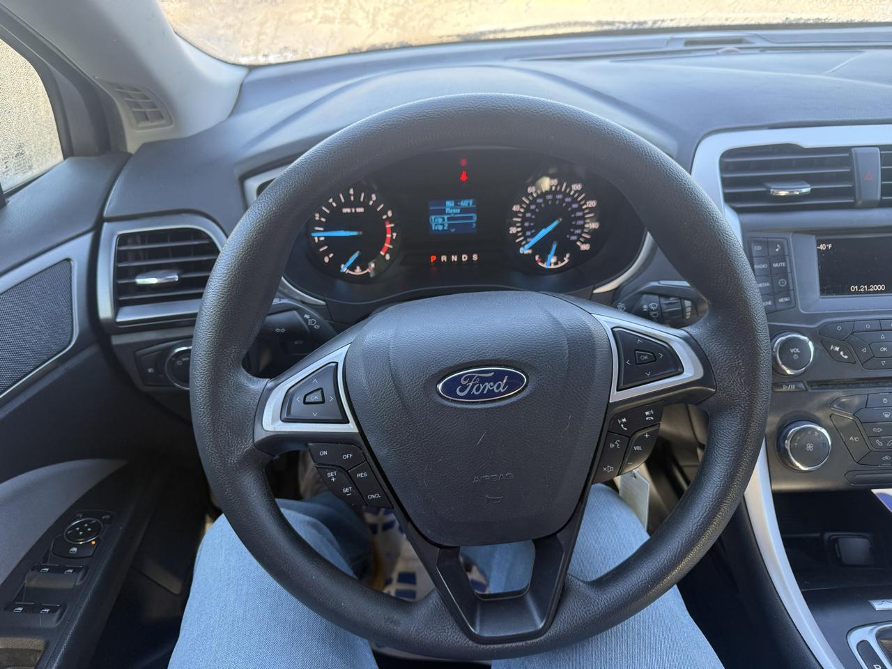 Ford Fusion 4dr Sdn S FWD 2016