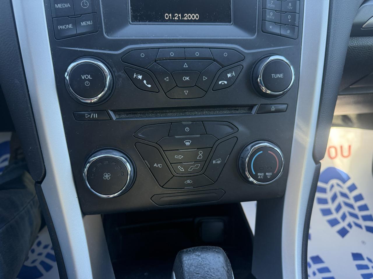 Ford Fusion 4dr Sdn S FWD 2016