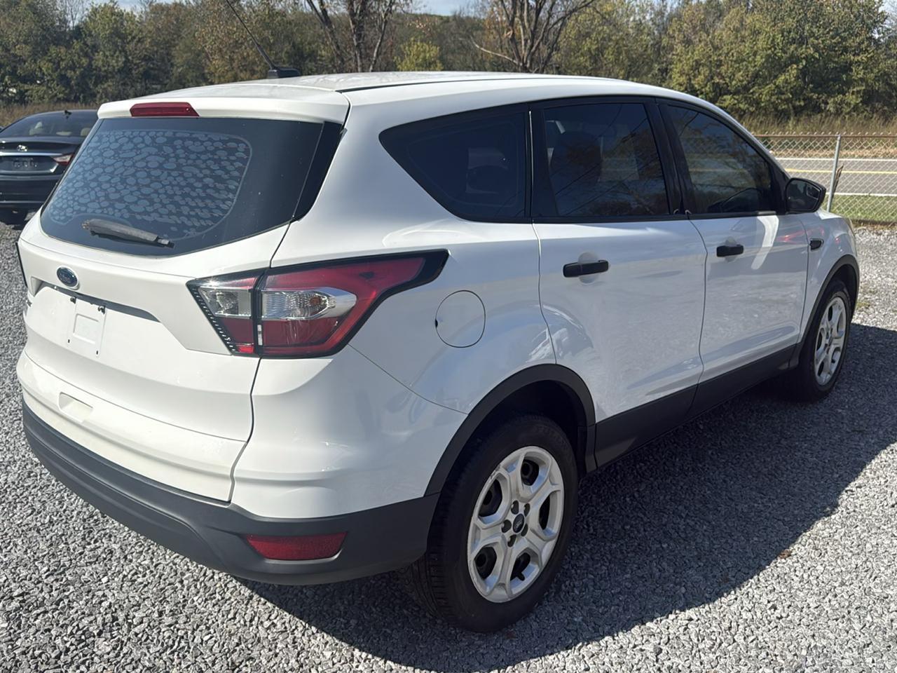 Ford Escape S FWD 2018