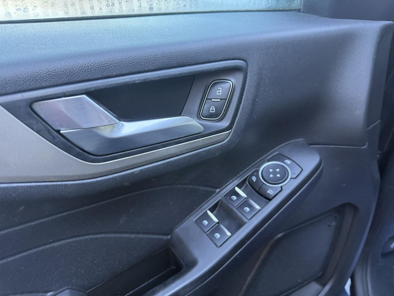 Ford Escape SE AWD 2021
