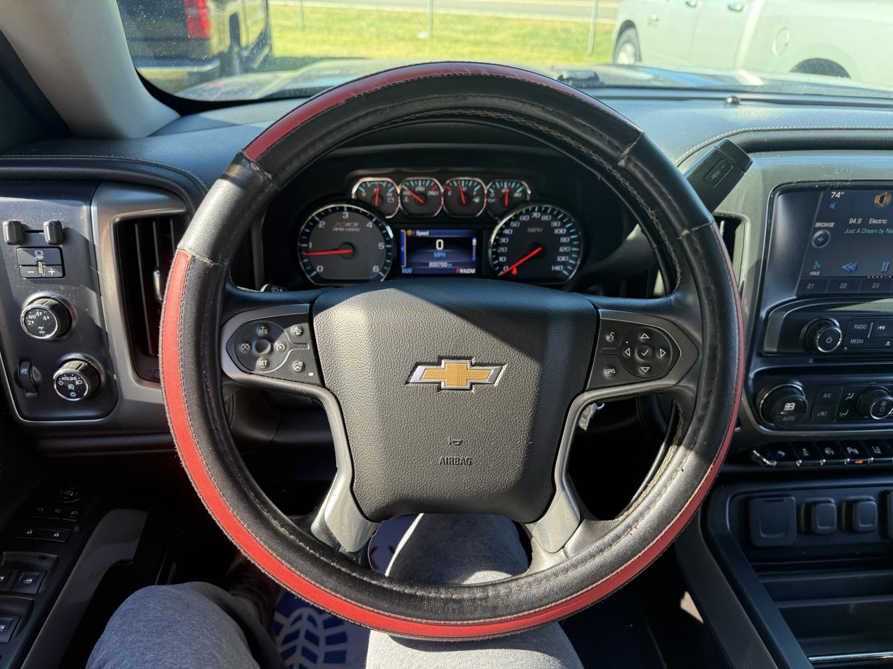Chevrolet Silverado 1500 4WD Crew Cab 143.5" LTZ w/2LZ 2014