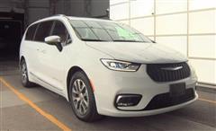 2023 Chrysler Pacifica Hybrid 