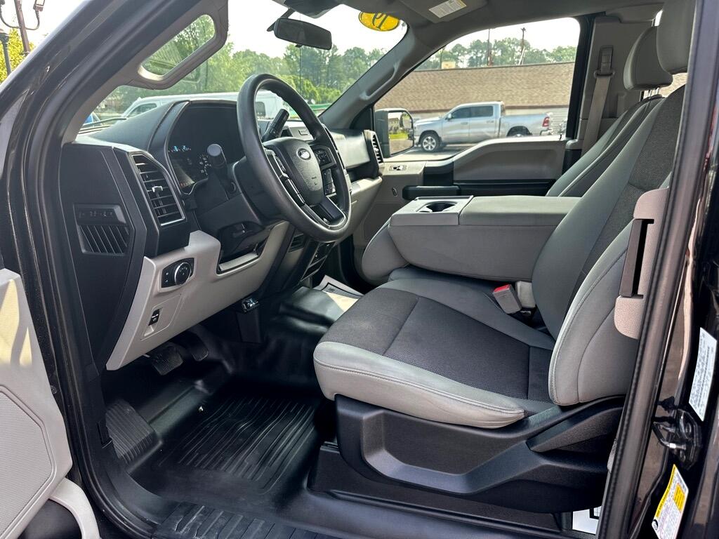 2019 Ford F-150 XLT photo 10