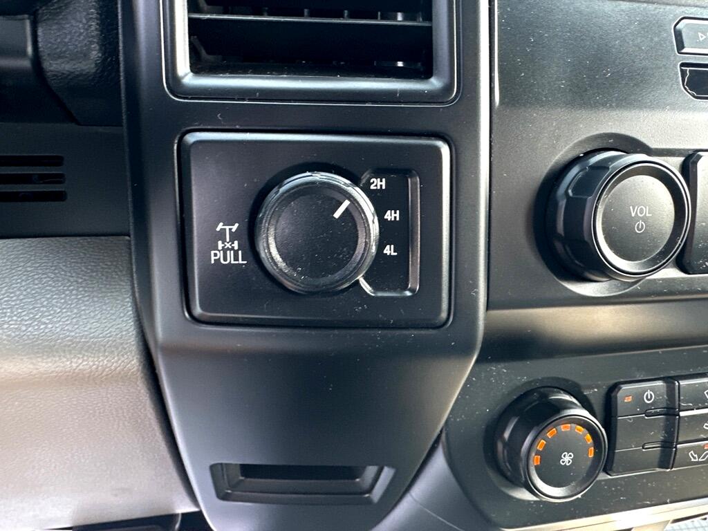 2019 Ford F-150 XLT photo 18