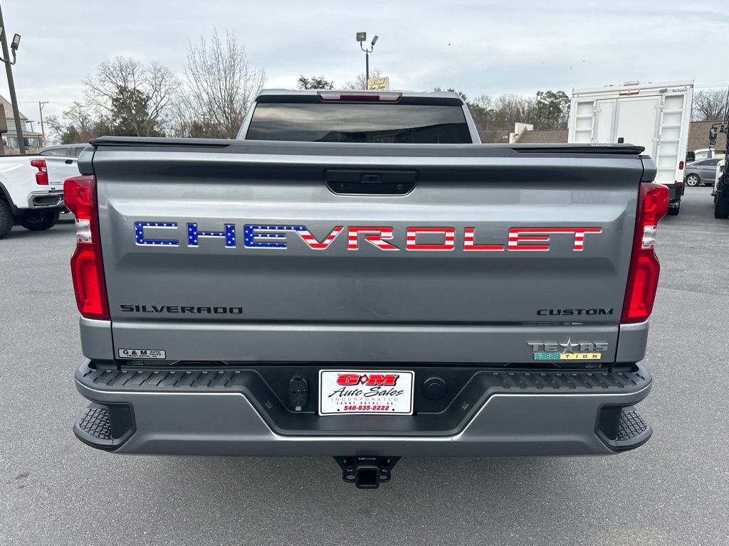 Chevrolet Silverado 1500 Custom Double Cab 4WD 2021