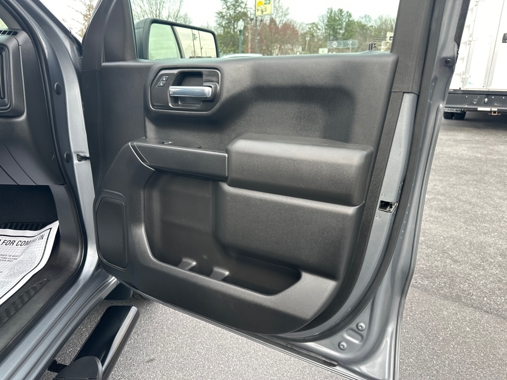 Chevrolet Silverado 1500 Custom Double Cab 4WD 2021