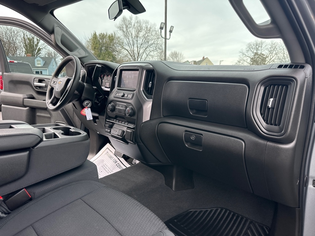 Chevrolet Silverado 1500 Custom Double Cab 4WD 2021