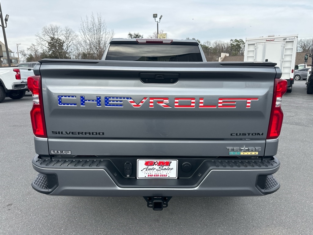 Chevrolet Silverado 1500 Custom Double Cab 4WD 2021
