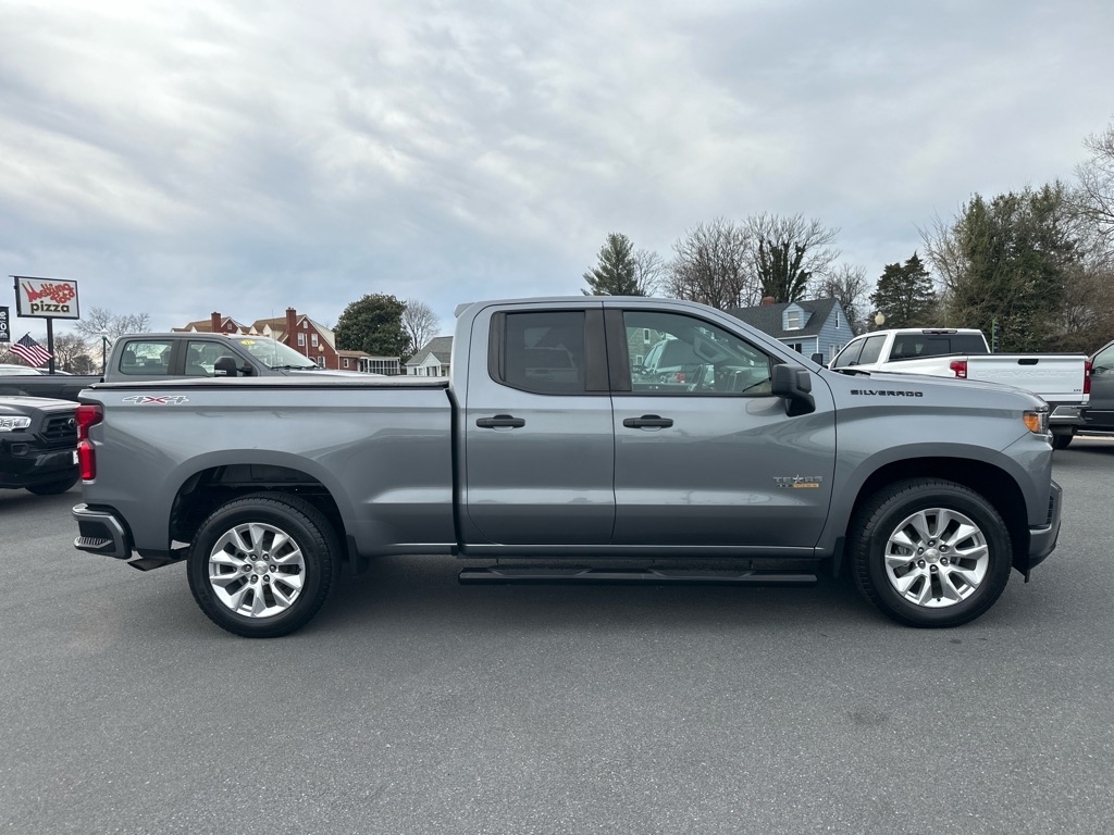 Chevrolet Silverado 1500 Custom Double Cab 4WD 2021