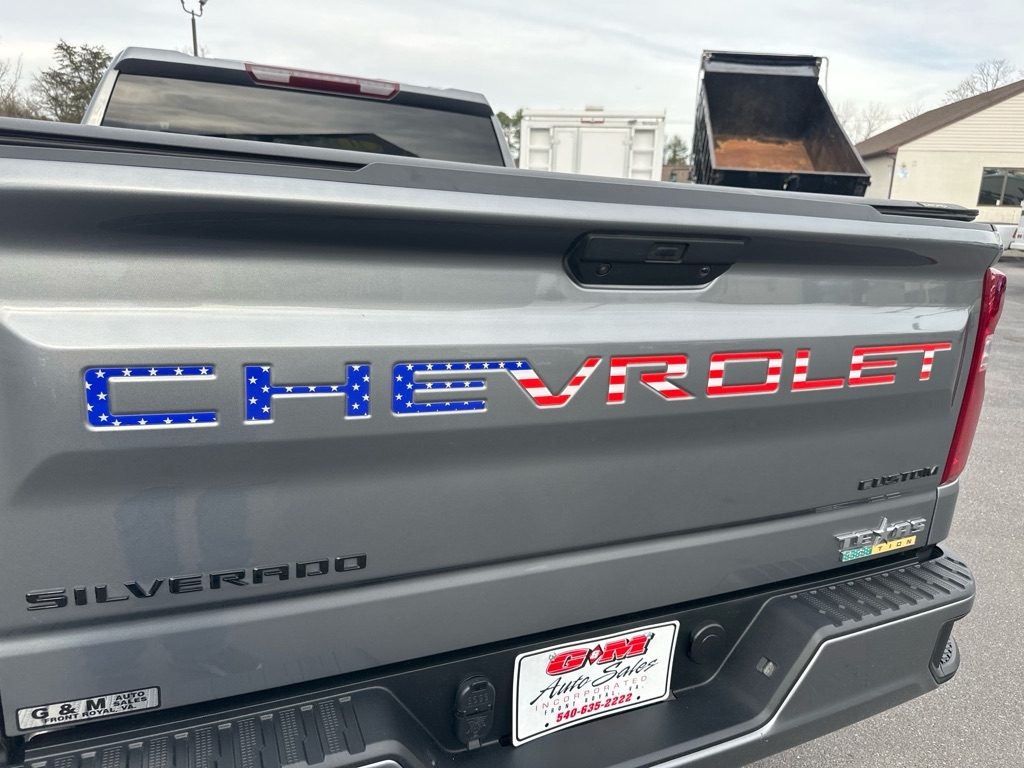 Chevrolet Silverado 1500 Custom Double Cab 4WD 2021