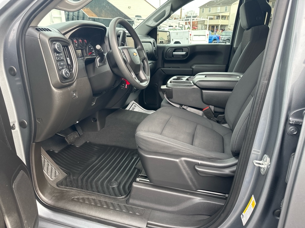 Chevrolet Silverado 1500 Custom Double Cab 4WD 2021