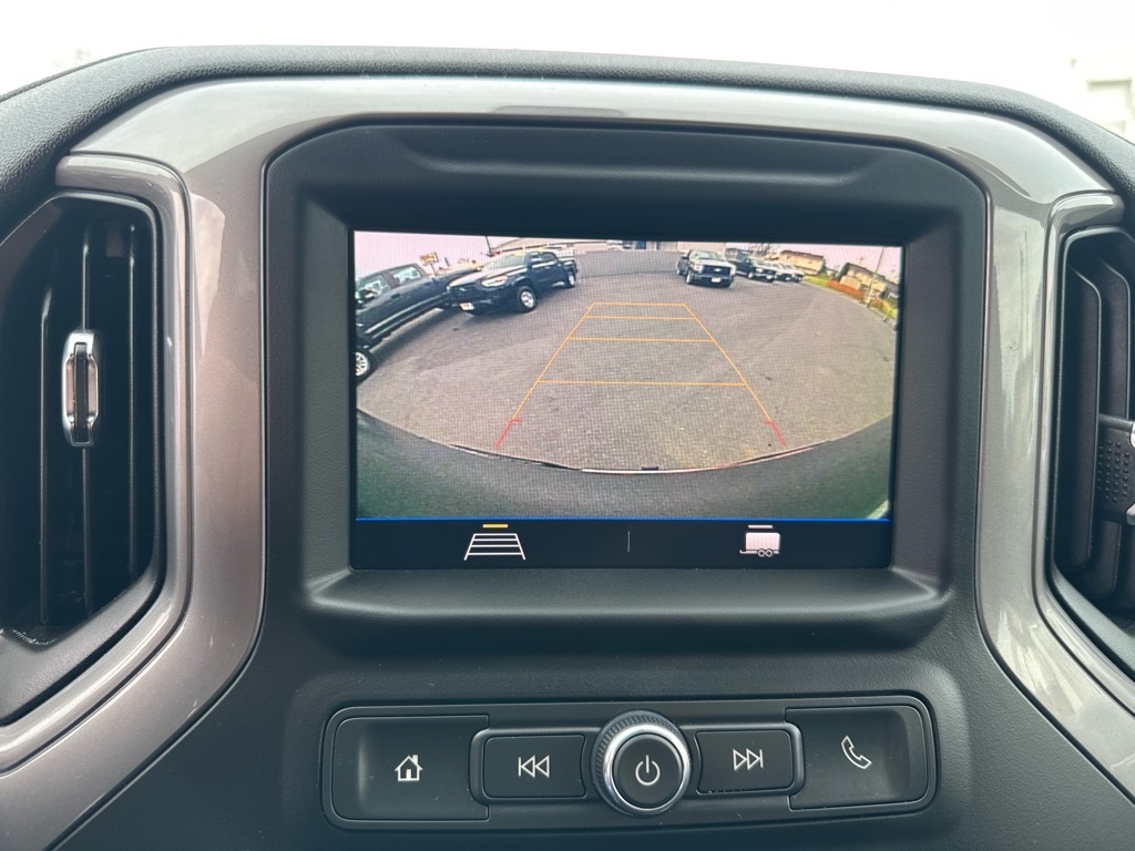 Chevrolet Silverado 1500 Custom Double Cab 4WD 2021