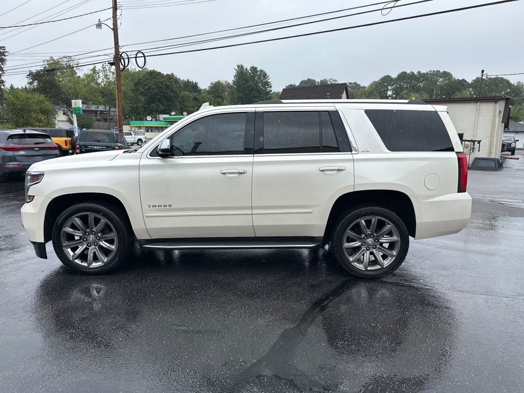 2015 Chevrolet Tahoe LTZ photo 2