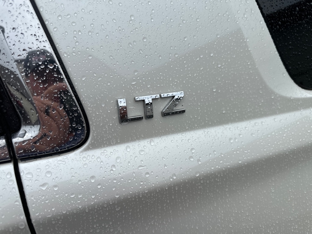 2015 Chevrolet Tahoe LTZ photo 10
