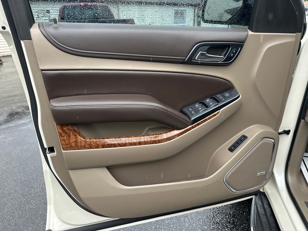 2015 Chevrolet Tahoe LTZ photo 12
