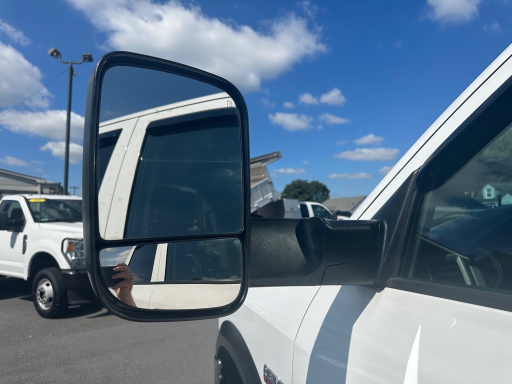 2018 Ram 2500 ST photo 16
