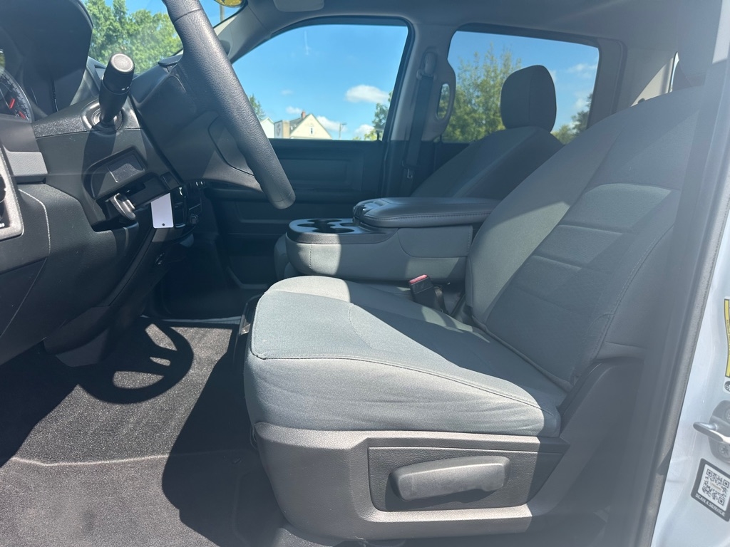 2018 Ram 2500 ST photo 20