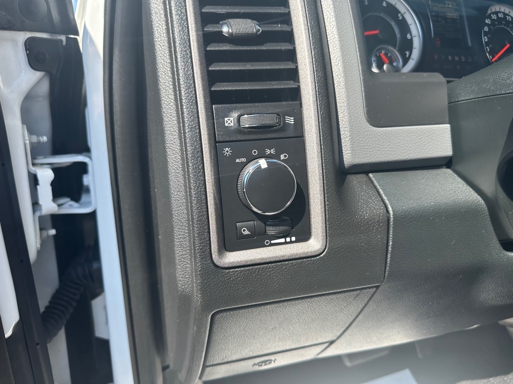 2018 Ram 2500 ST photo 21