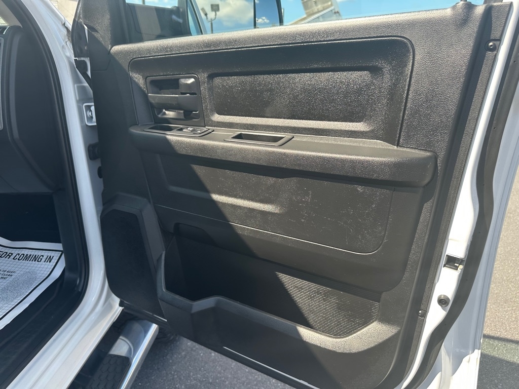 2018 Ram 2500 ST photo 34