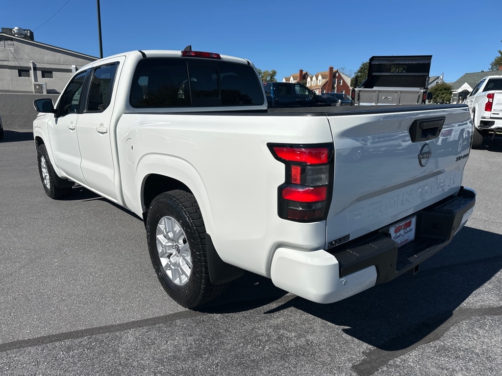 Nissan Frontier SV Crew Cab 4WD LWB 2022