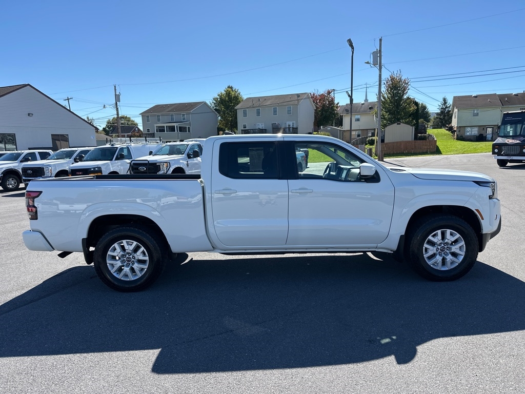 Nissan Frontier SV Crew Cab 4WD LWB 2022