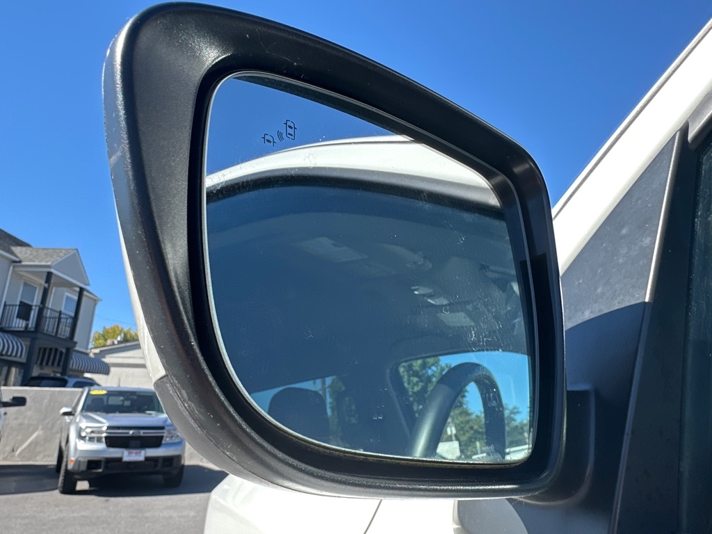 Nissan Frontier SV Crew Cab 4WD LWB 2022