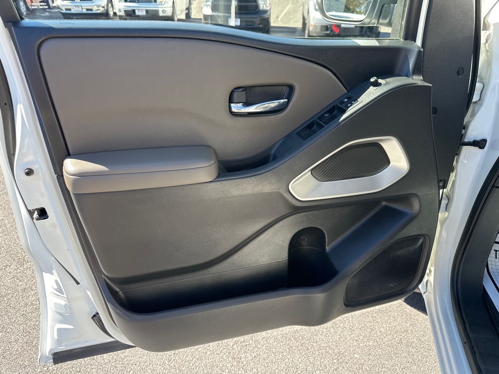 Nissan Frontier SV Crew Cab 4WD LWB 2022
