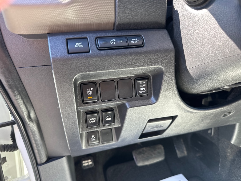 Nissan Frontier SV Crew Cab 4WD LWB 2022