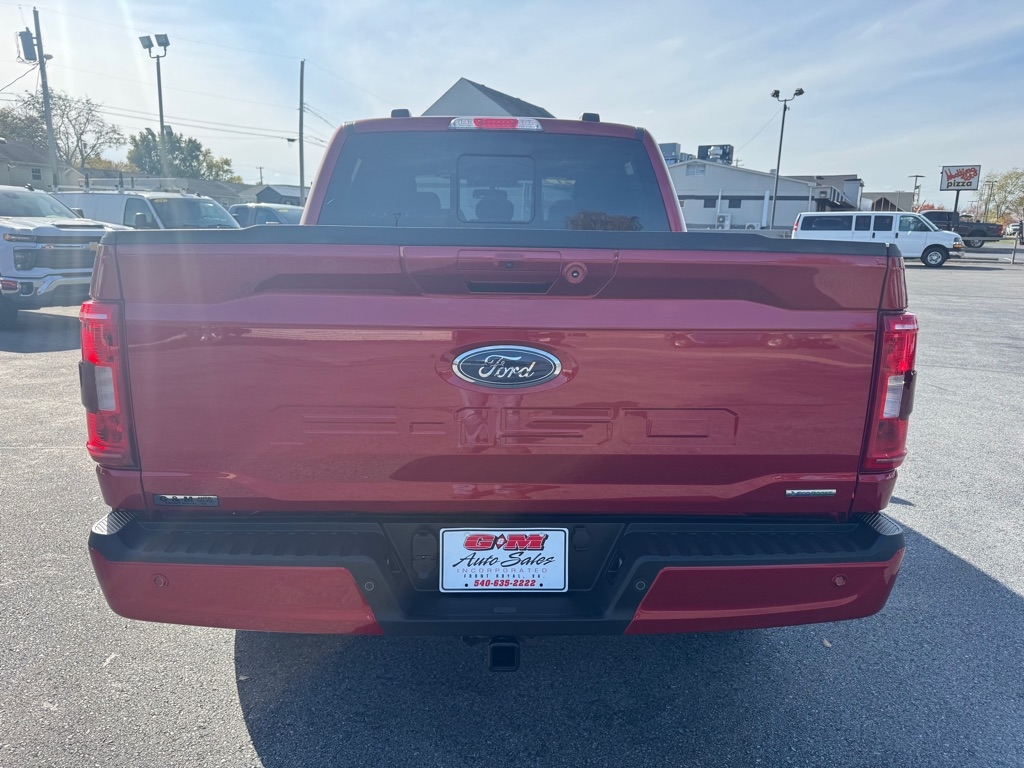 Ford F-150 4WD SuperCrew 145" XLT 2021
