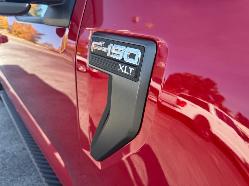 Ford F-150 4WD SuperCrew 145" XLT 2021