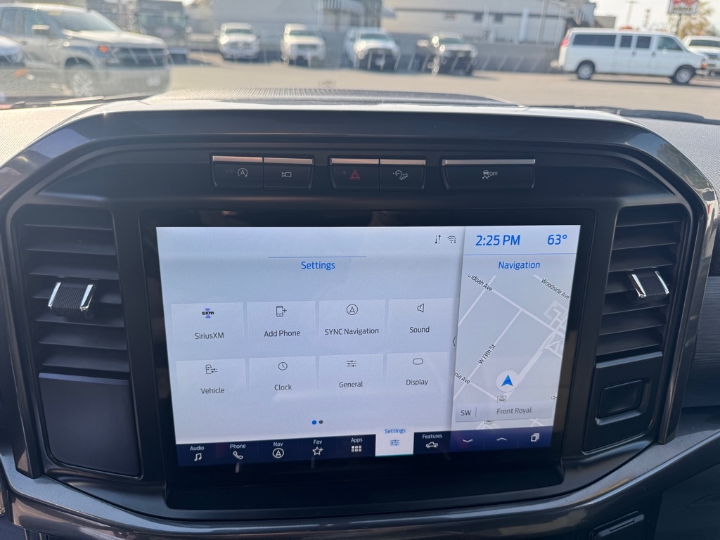 Ford F-150 4WD SuperCrew 145" XLT 2021