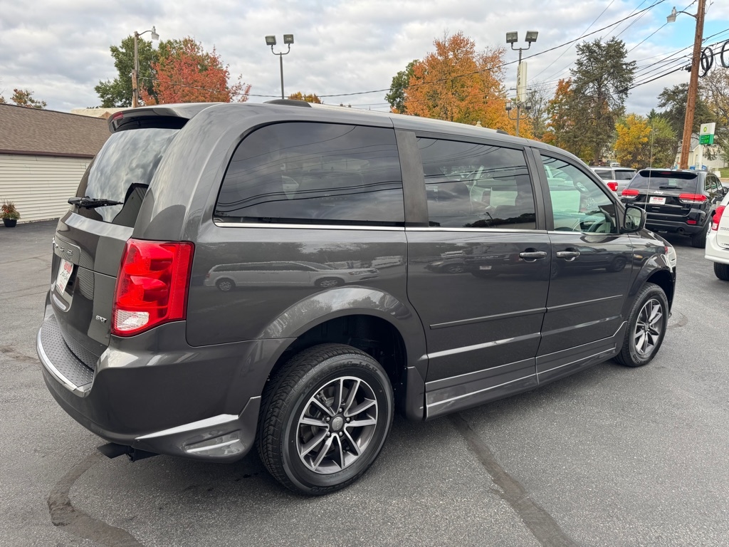 Dodge Grand Caravan SXT 2017