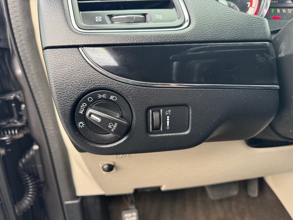 Dodge Grand Caravan SXT 2017