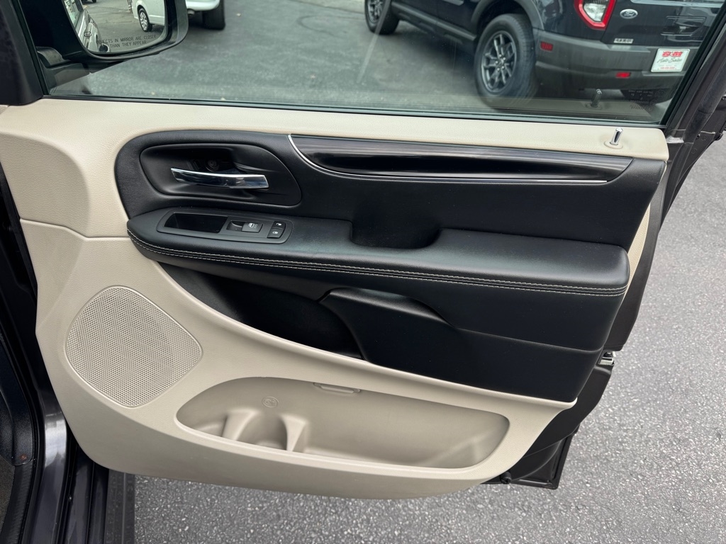 Dodge Grand Caravan SXT 2017