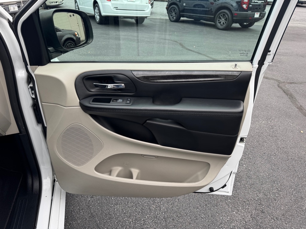 Dodge Grand Caravan SE 2018