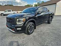 2021 Nissan Titan 