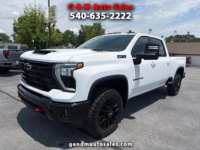 White 2025 Chevrolet Silverado 2500HD Pickup Truck Four-Wheel Drive Automatic