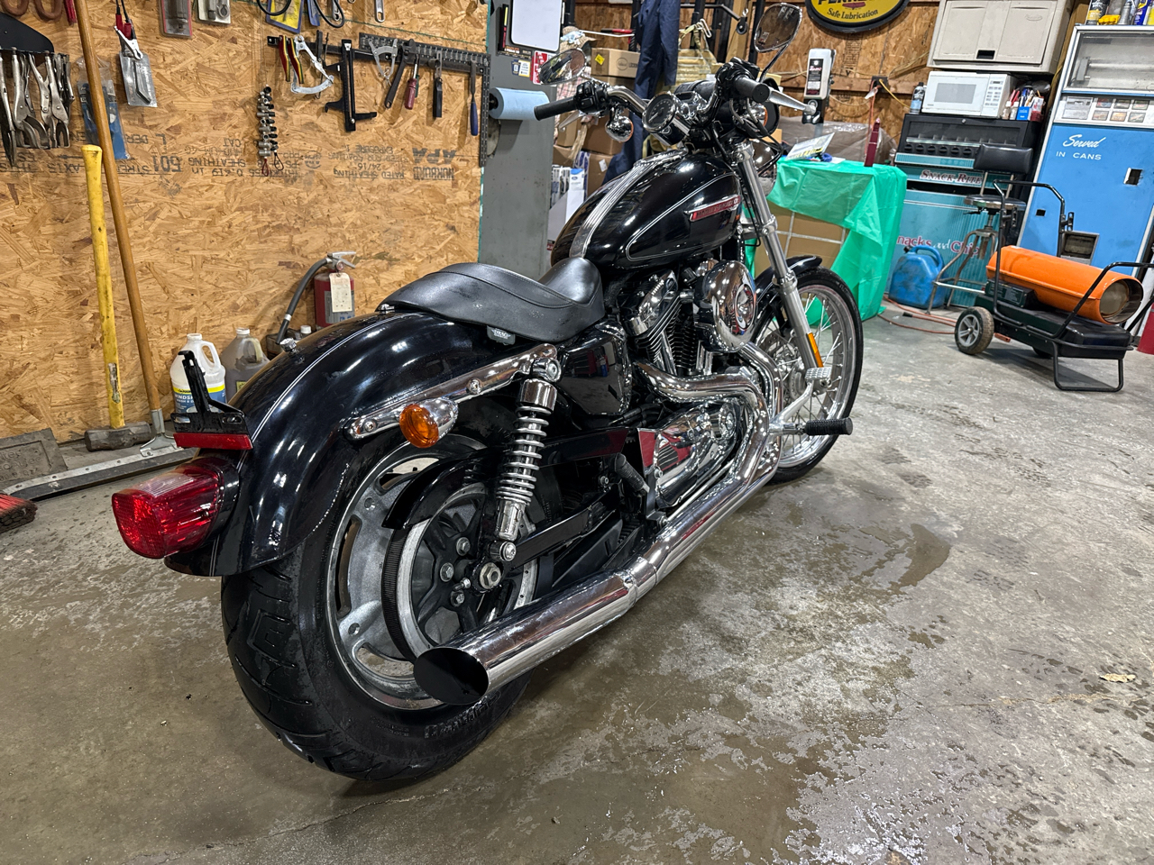 Harley-Davidson XL1200C  2009