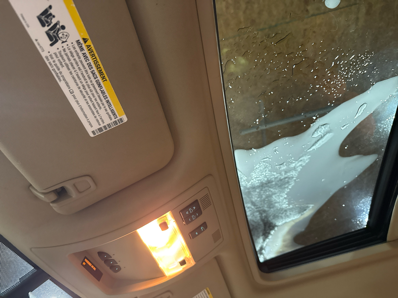 GMC Yukon XL SLT-2 1/2 Ton 4WD 2008