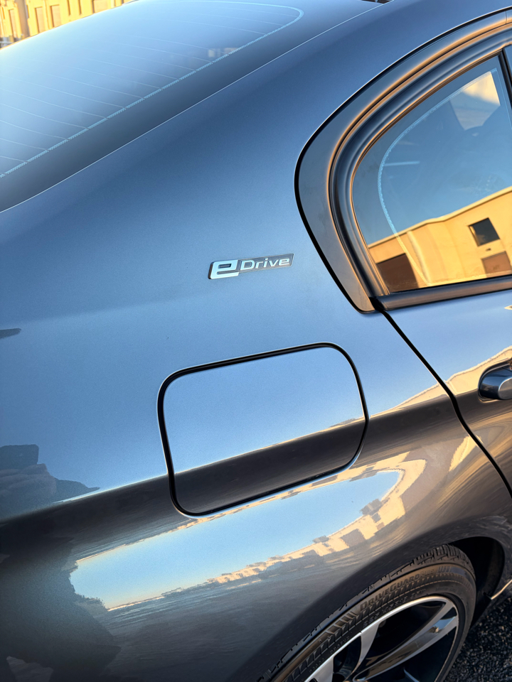 BMW 3-Series 330e iPerformance Sedan 2018