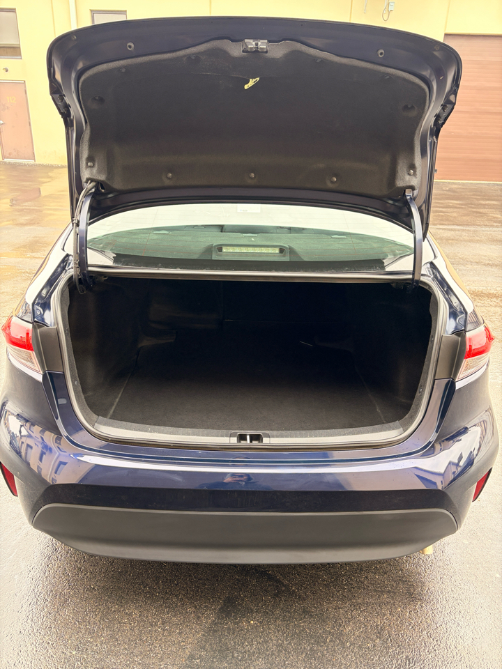 Toyota Corolla LE 2024