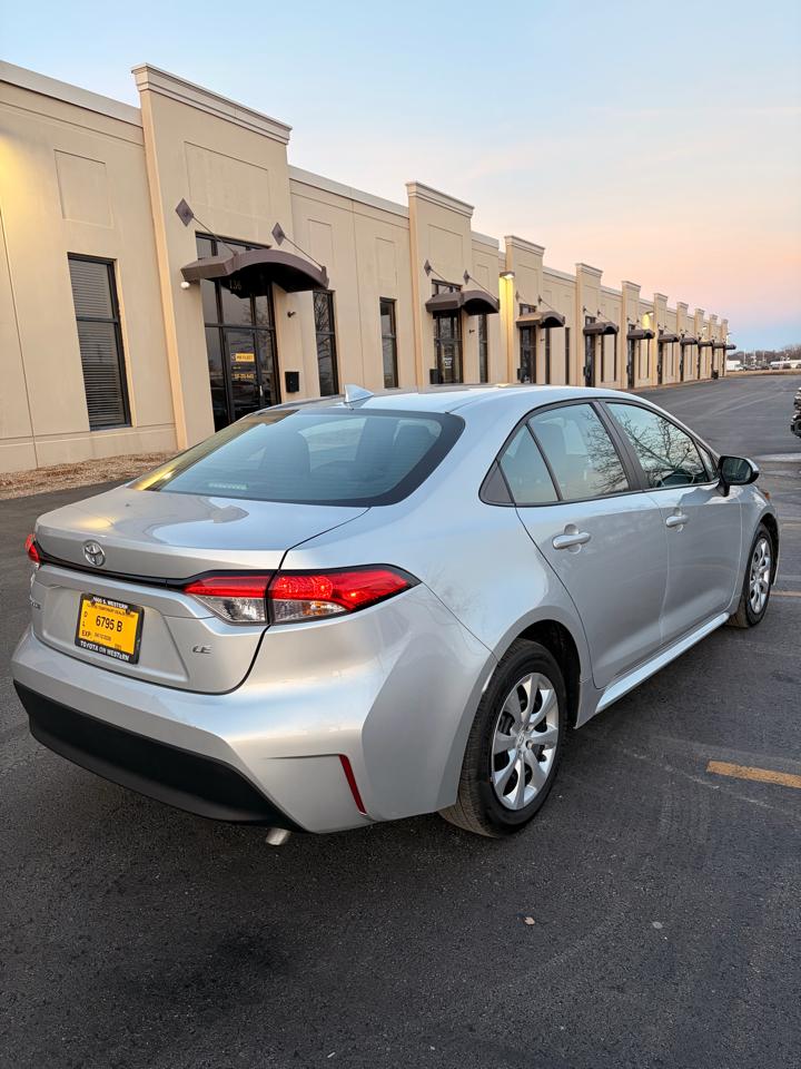 Toyota Corolla LE 2023