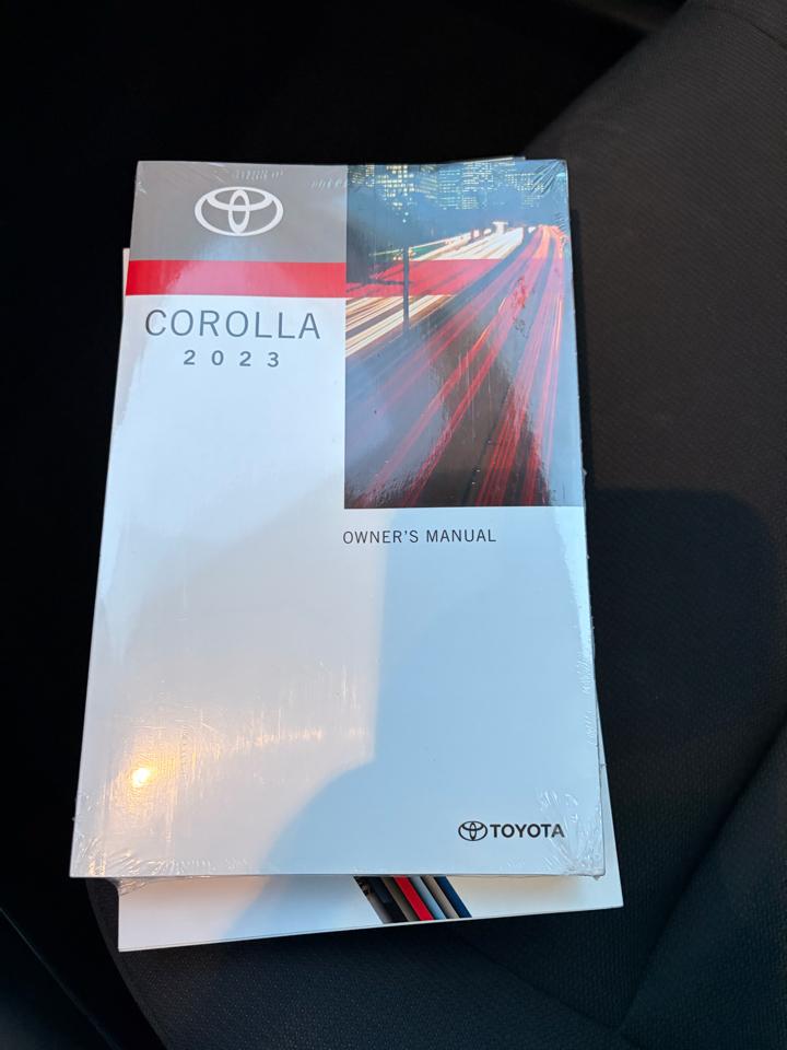 Toyota Corolla LE 2023