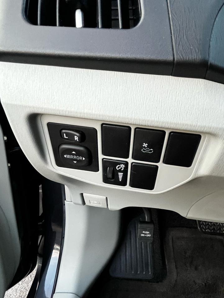 Toyota Prius Prius IV 2013