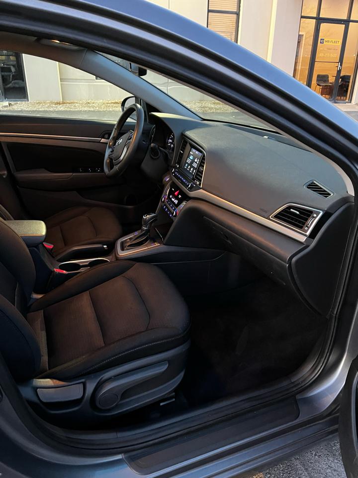 Hyundai Elantra Limited 2018