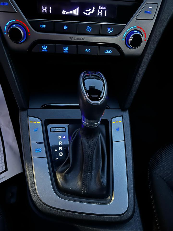 Hyundai Elantra Limited 2018