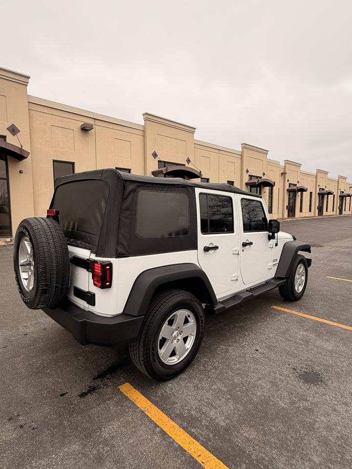 Jeep Wrangler Unlimited Sport 4WD 2016